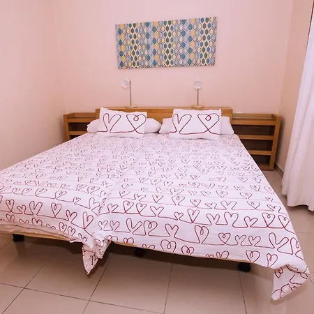 Flatguest Tabaibas *